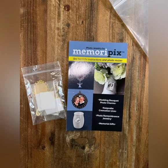 Wedding Bouquet Picture Frames, gold vintage inspired - Picture 6 of 7